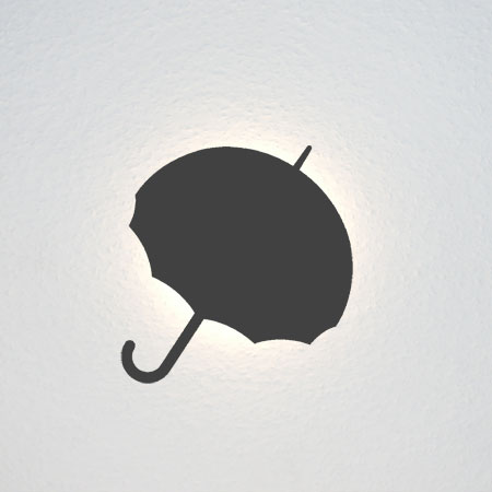 Aufgeklappter Regenschirm.